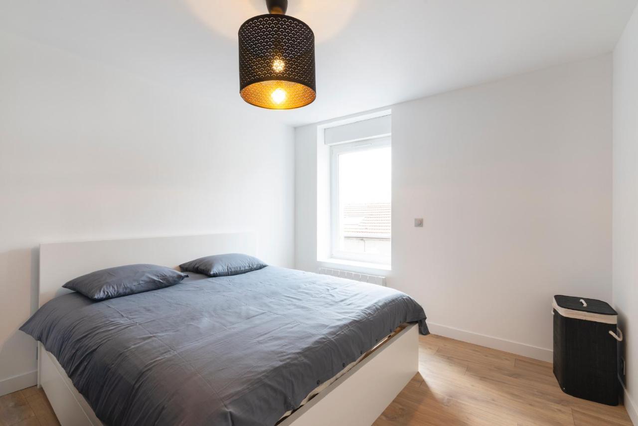 Le 23 Apartment Jarny Bagian luar foto